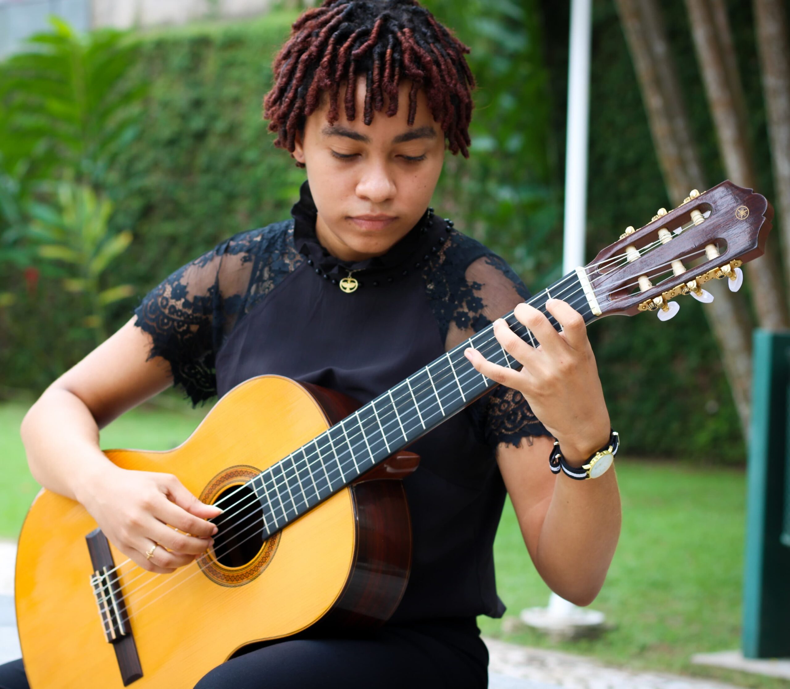 Yasmin Corrêa estreia na Quarta Musical com clássicos do violão