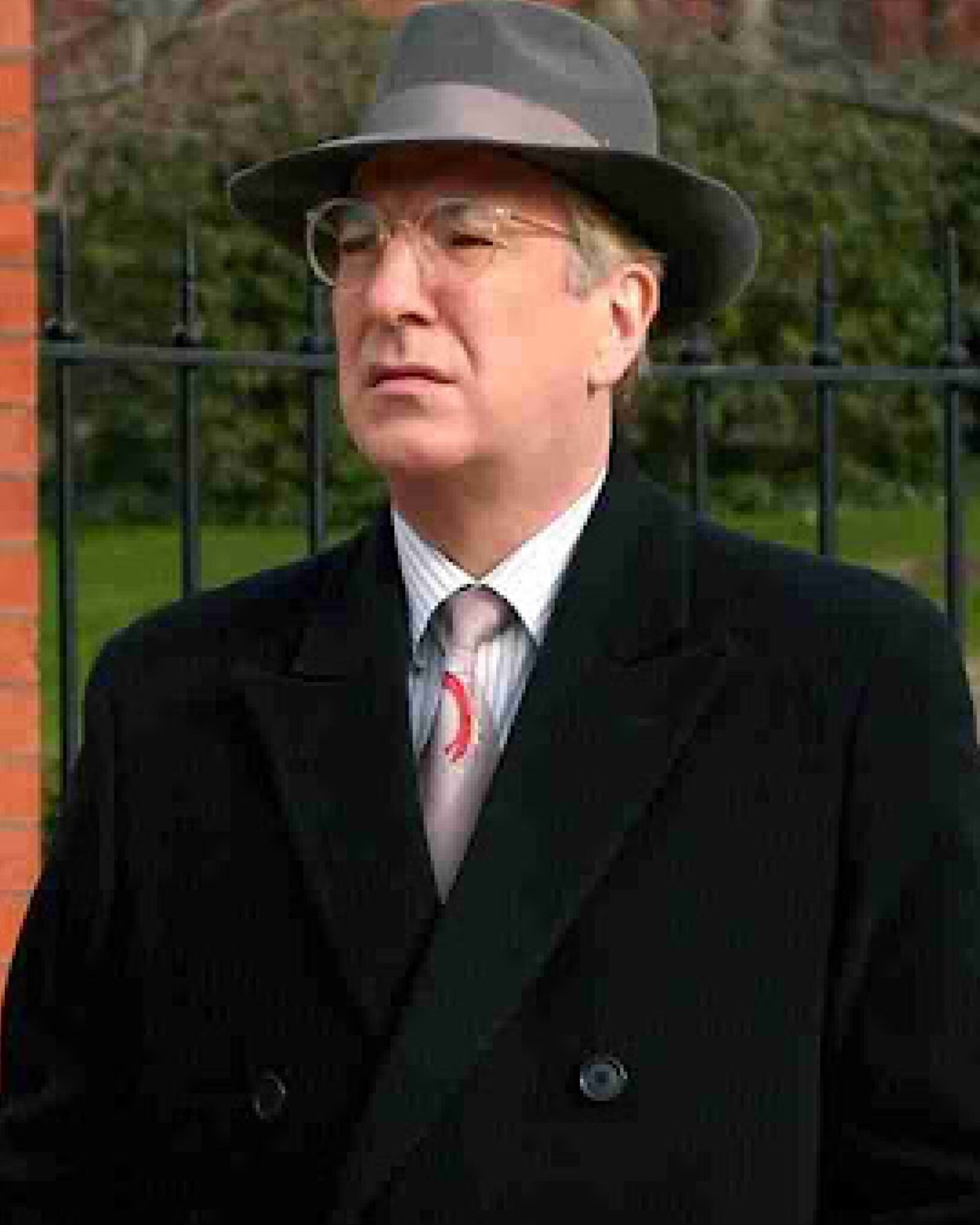 Semana do Médico 2025 começa com exibição do filme Quase Deuses