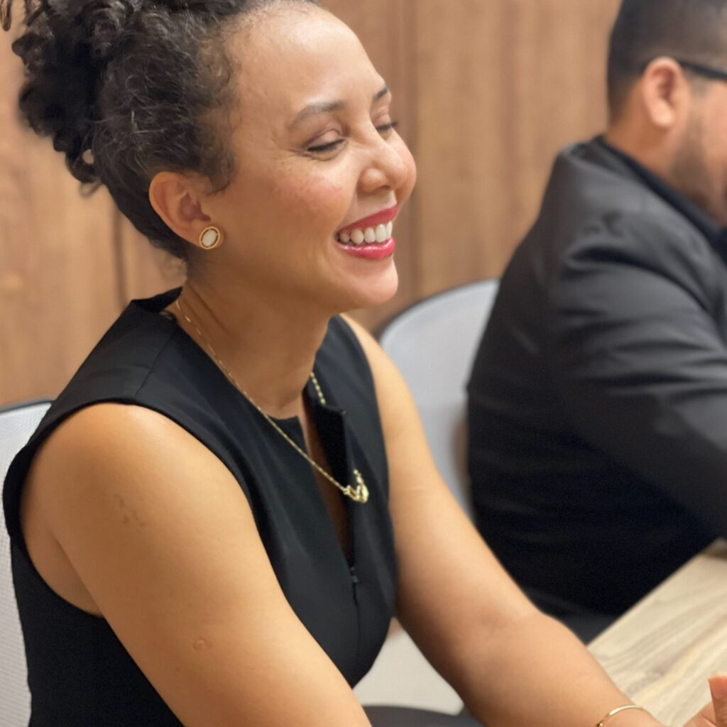  Diretora geral do Núcleo Acadêmico, Sarah Câmara