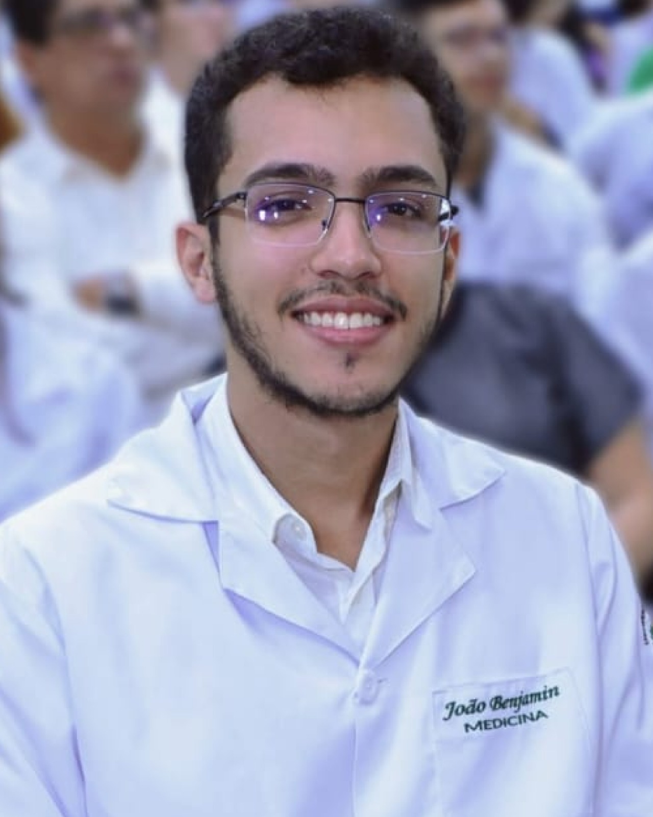 Fortalecimento da Luta Sindical na Medicina para a Valorização Profissional, Condições de Trabalho e Defesa do Sistema de Saúde